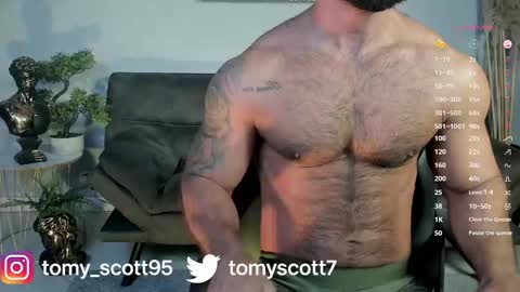 tomy_scott6 online show from March 27, 9:32 am