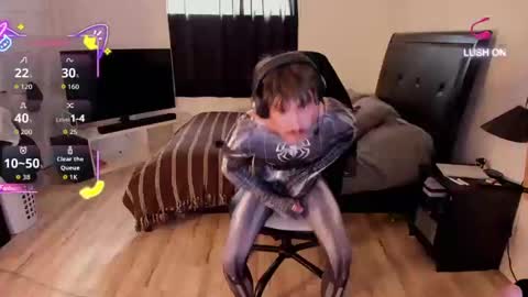 tonybigdick12333 online show from September 18, 7:27 pm