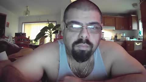 Snapshot of tonyc6585 chatting on December 16, 6:05 pm tonyc online show from December 16, 6:05 pm