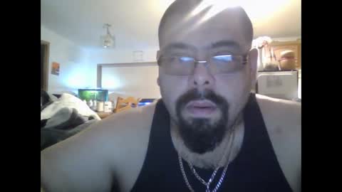 Snapshot of tonyc6585 chatting on January 16, 6:14 am tonyc online show from January 16, 6:14 am