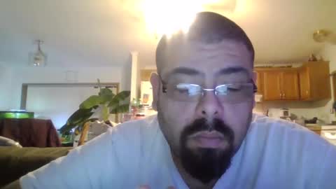 Snapshot of tonyc6585 chatting on December 16, 7:58 am tonyc online show from December 16, 7:58 am