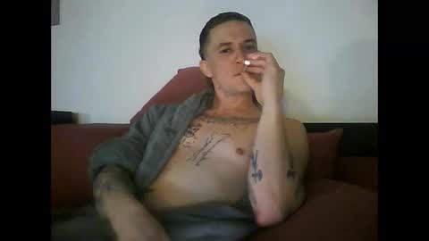 tonystrawberry online show from April 19, 2:33 am