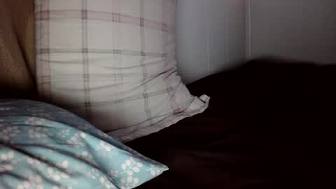 toocloudy online show from February 18, 3:48 am