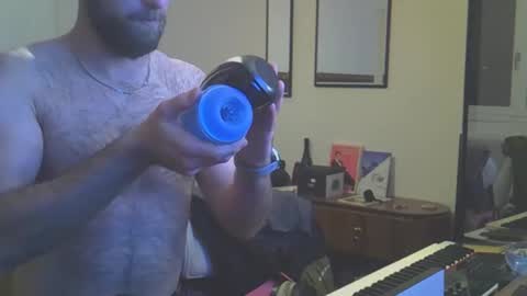 tootsybird online show from January 12, 6:56 pm