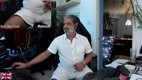 Snapshot of topalphaboss chatting on October 4, 6:24 pm topalphaboss online show from October 4, 6:24 pm