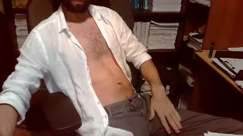 Snapshot of topg84 chatting on September 22, 6:29 pm Topg84 online show from September 22, 6:29 pm