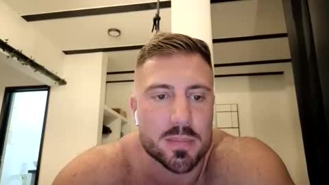 toro_arrapato online show from April 7, 5:07 am