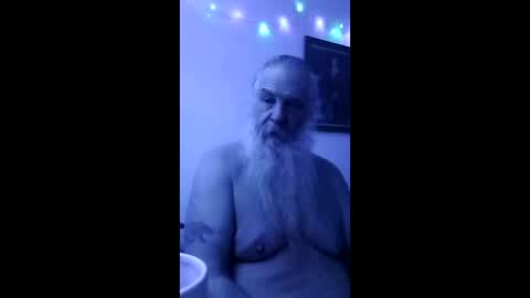 totallyawesome_65 online show from December 15, 7:27 am