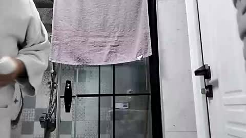 Big Head Cock online show from April 6, 5:52 am