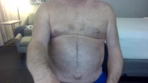 Snapshot of travelingman53 chatting on January 15, 6:01 am Travelingman53 online show from January 15, 6:01 am