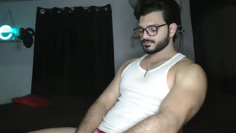 travisandnina online show from February 14, 4:02 pm