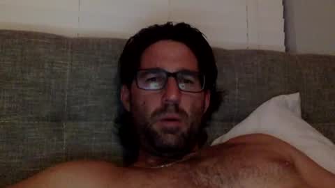 TravisKenn online show from February 20, 2:30 am