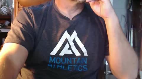 travler72 online show from April 11, 11:30 pm