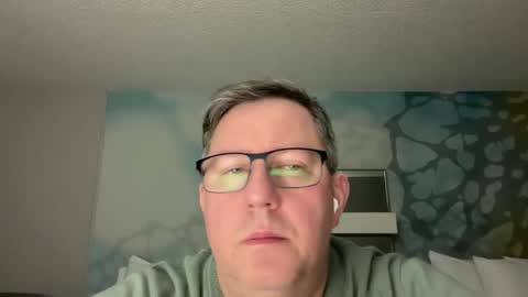 treborinthesky online show from February 23, 4:14 am