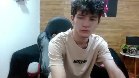 trevor_mob online show from May 28, 6:06 pm