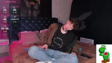 TrevorBenson online show from September 13, 6:42 pm