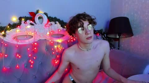 TrevorBenson online show from January 8, 1:41 pm