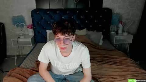 TrevorBenson online show from September 15, 6:09 pm