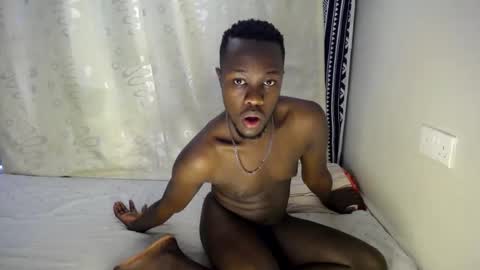 Trisboo5 online show from February 8, 11:01 am