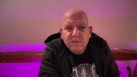 Triton online show from October 2, 2:48 am