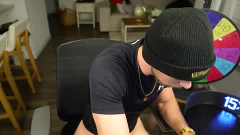 Troy Green online show from April 2, 3:15 am