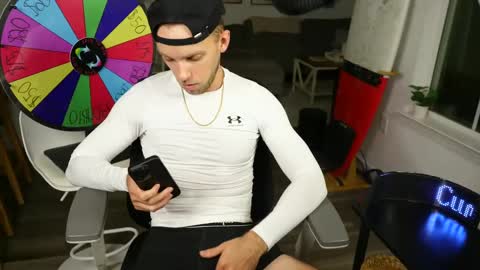 Troy Green online show from December 11, 3:58 am