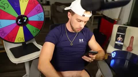 Troy Green online show from February 11, 4:22 am