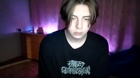 Emilum online show from February 2, 11:42 pm