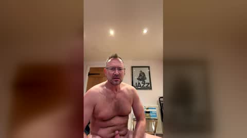 tugger206762 online show from February 16, 12:58 pm