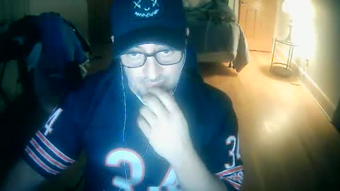 tuscan_taurus online show from November 8, 6:16 am