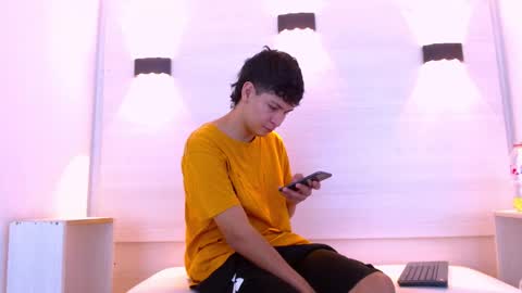 samu online show from December 19, 2:03 pm