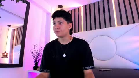 samu online show from November 4, 7:04 pm