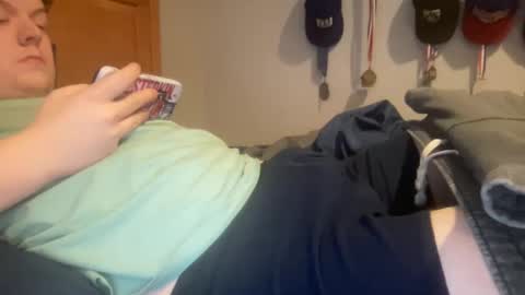 Snapshot of twinkmikexxx12 chatting on January 31, 4:59 pm mike online show from January 31, 4:59 pm