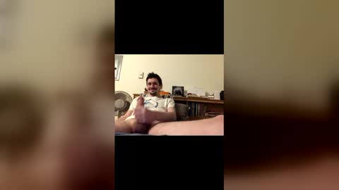 TwinkyMcgee online show from November 26, 8:06 am