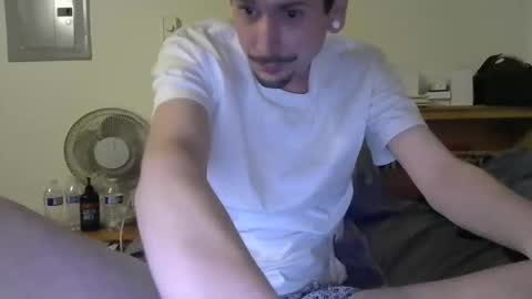 TwinkyMcgee online show from March 31, 6:26 am