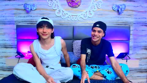    online show from September 17, 7:59 pm