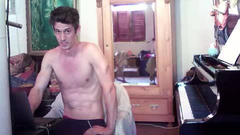 TobeBritta online show from January 8, 7:24 pm