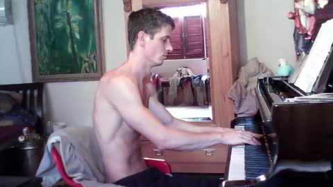 TobeBritta online show from December 3, 2:27 pm