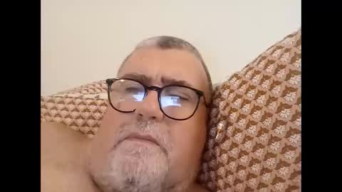 twohats2810 online show from November 30, 10:12 pm