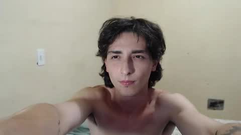 Snapshot of tyler__02 chatting on October 9, 9:52 pm tyler__02 online show from October 9, 9:52 pm