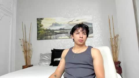 Snapshot of tyler_durtenn chatting on September 13, 8:26 am Tyler online show from September 13, 8:26 am