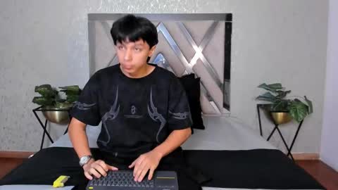 Tyler online show from October 22, 3:10 am