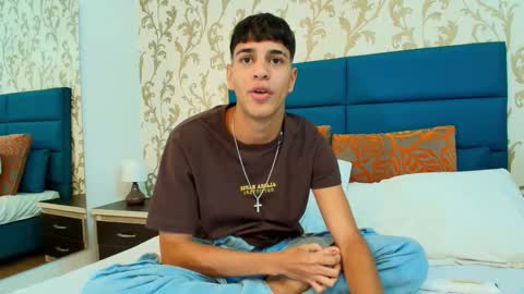 Snapshot of tyler_rodriguez chatting on October 21, 12:25 am Tyler Rodriguez online show from October 21, 12:25 am