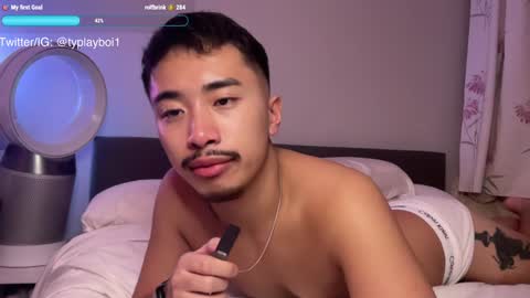 Snapshot of typlayboi chatting on December 21, 12:42 am Ty Vers LDN online show from December 21, 12:42 am