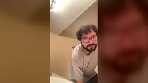 uglyyboyy999 online show from March 2, 6:14 am