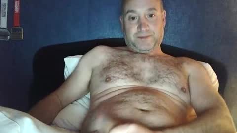 ukflasher online show from April 1, 10:18 pm