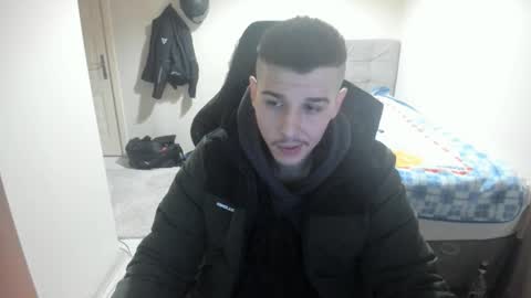 Snapshot of ulxer chatting on February 1, 8:16 pm hi im mike tyson - online show from February 1, 8:16 pm