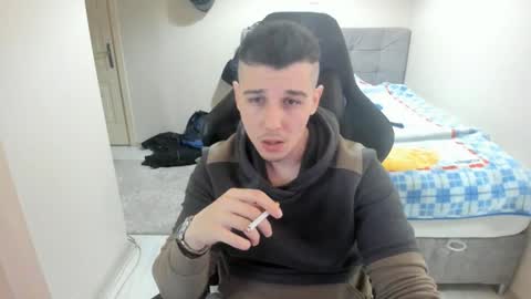 Snapshot of ulxer chatting on January 24, 9:05 pm hi im mike tyson - online show from January 24, 9:05 pm