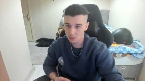 Snapshot of ulxer chatting on January 23, 8:02 pm hi im mike tyson - online show from January 23, 8:02 pm