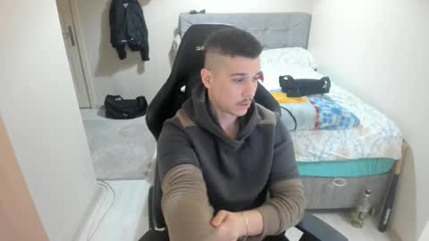 Snapshot of ulxer chatting on February 16, 8:00 pm hi im mike tyson - online show from February 16, 8:00 pm